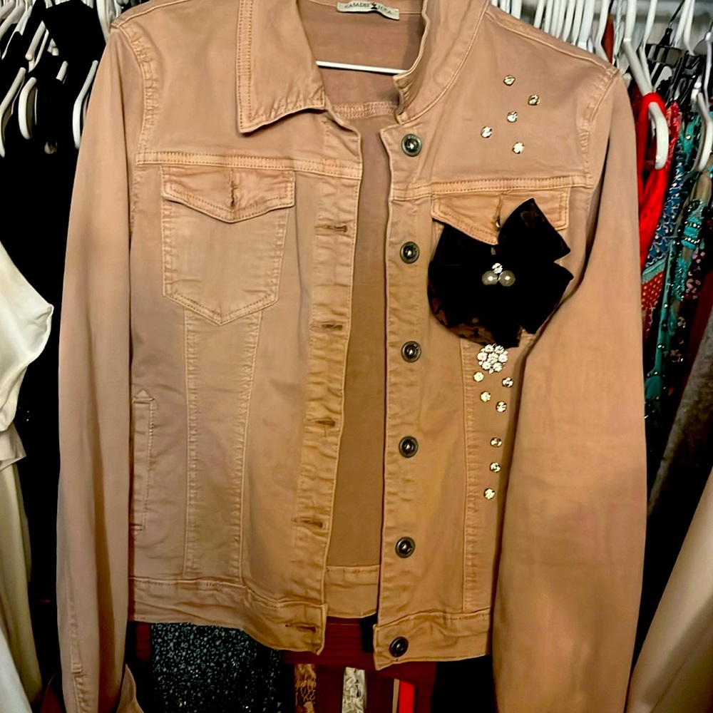 Beautiful pink Maui  jeans jacket